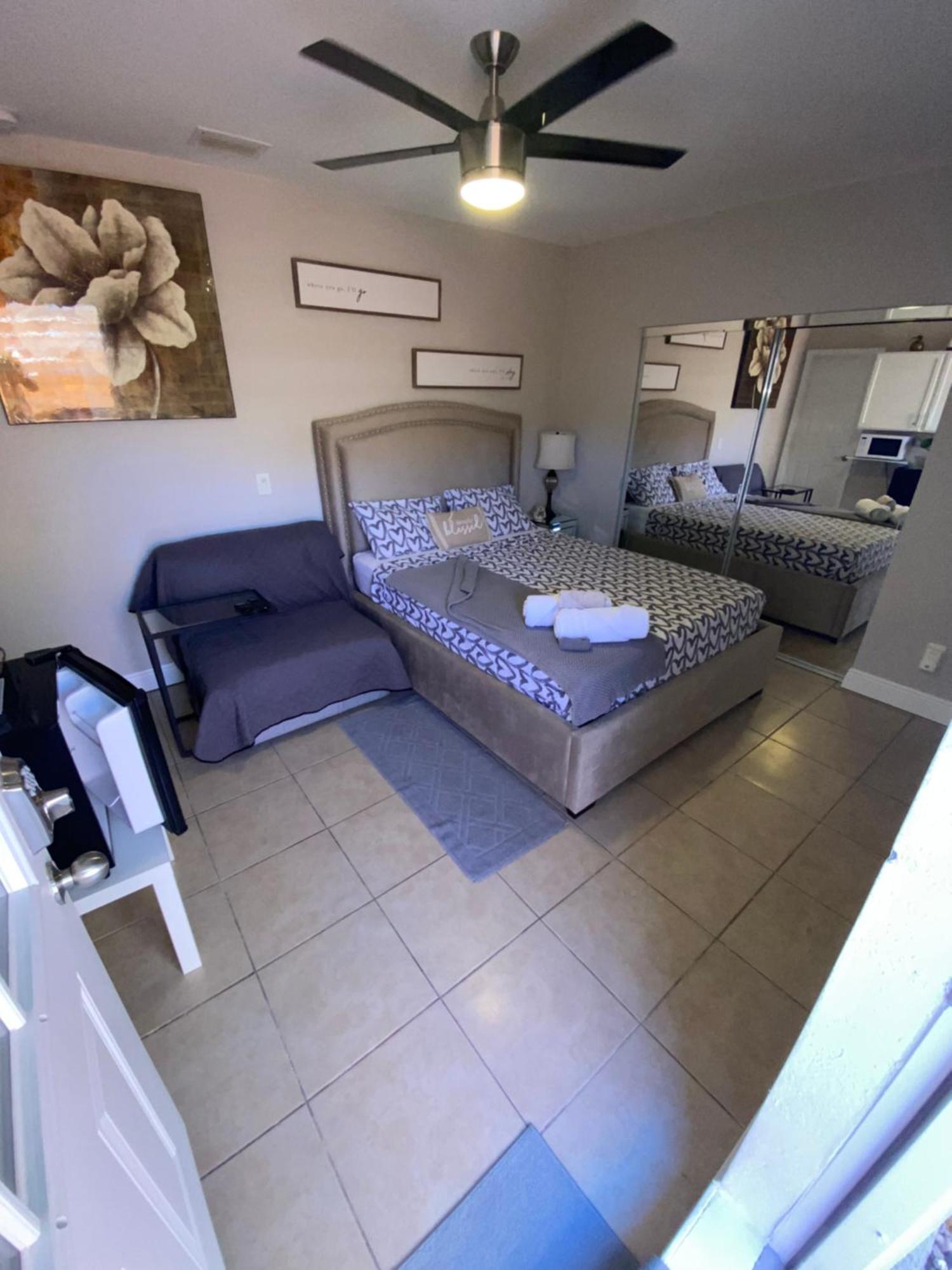 Luxurious Cozy Studio. Tampa Extérieur photo